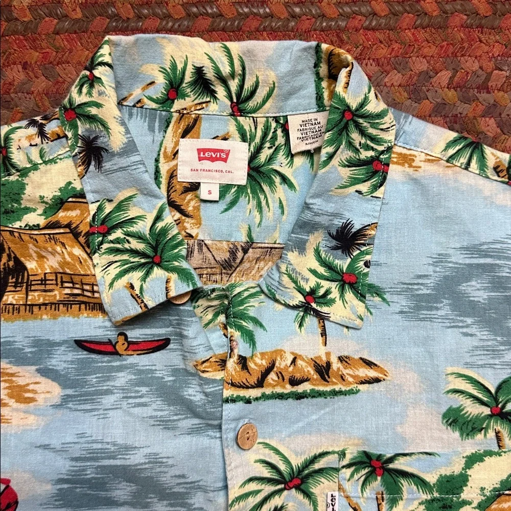 LEVIS PALM TREE ISLAND PRINT LINEN BLEND VACATION BUTTON UP SHIRT Hawaiian